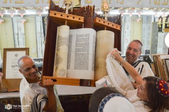 טקס בבית הכנסת הטריפוליטאי בעכו